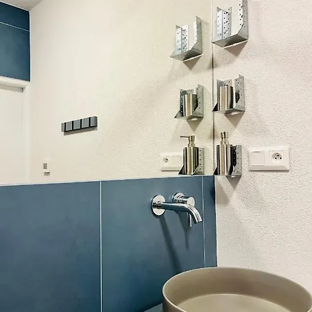 Apartamento Timeless Old Centre With 2 Bathrooms And Balcony Bratislava